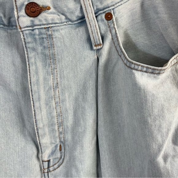 MADEWELL Superwide-Leg Jeans in Olcott Wash: Pleated Edition ND612 - Picture 6 of 14